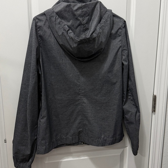 Columbia Women's Rain Jacket Gray Windbreaker Shoulder Hooded Jacket Size M - Picture 6 of 6